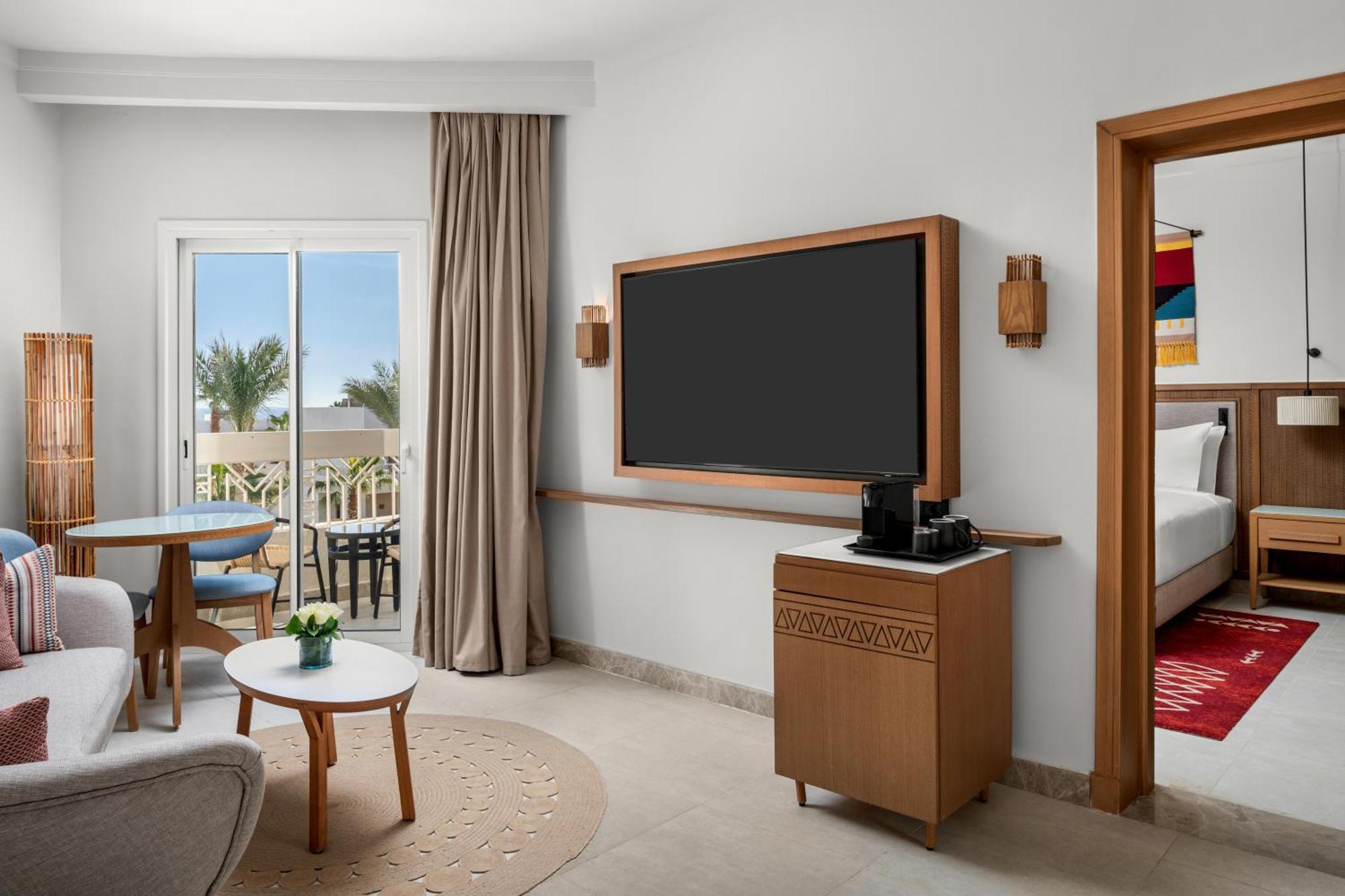 Resort Doubletree By Hilton Sharks Bay 4*