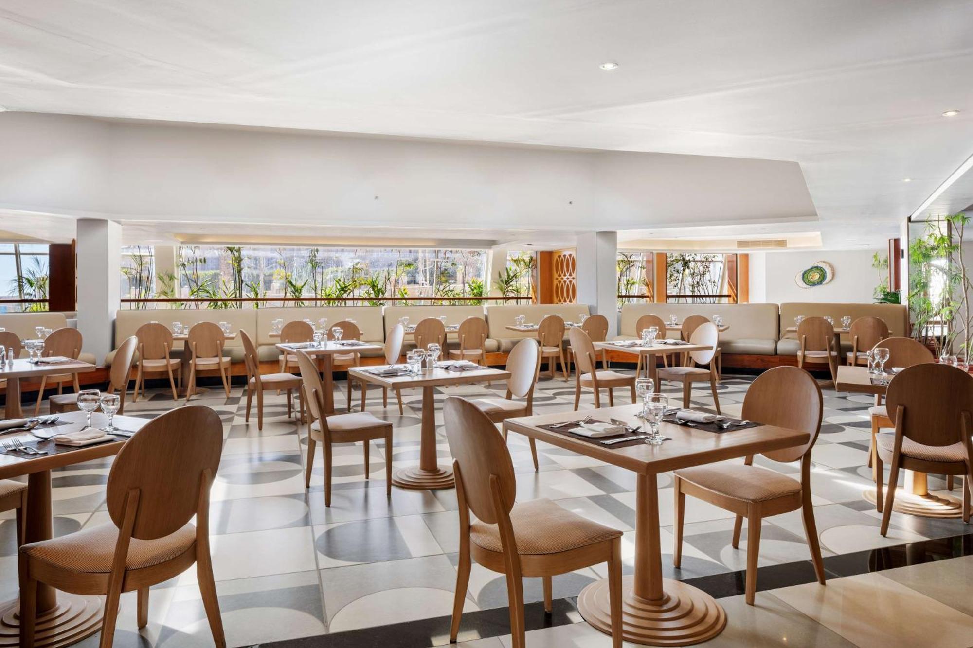 Doubletree By Hilton Sharks Bay 4* Sharm El-Sheikh