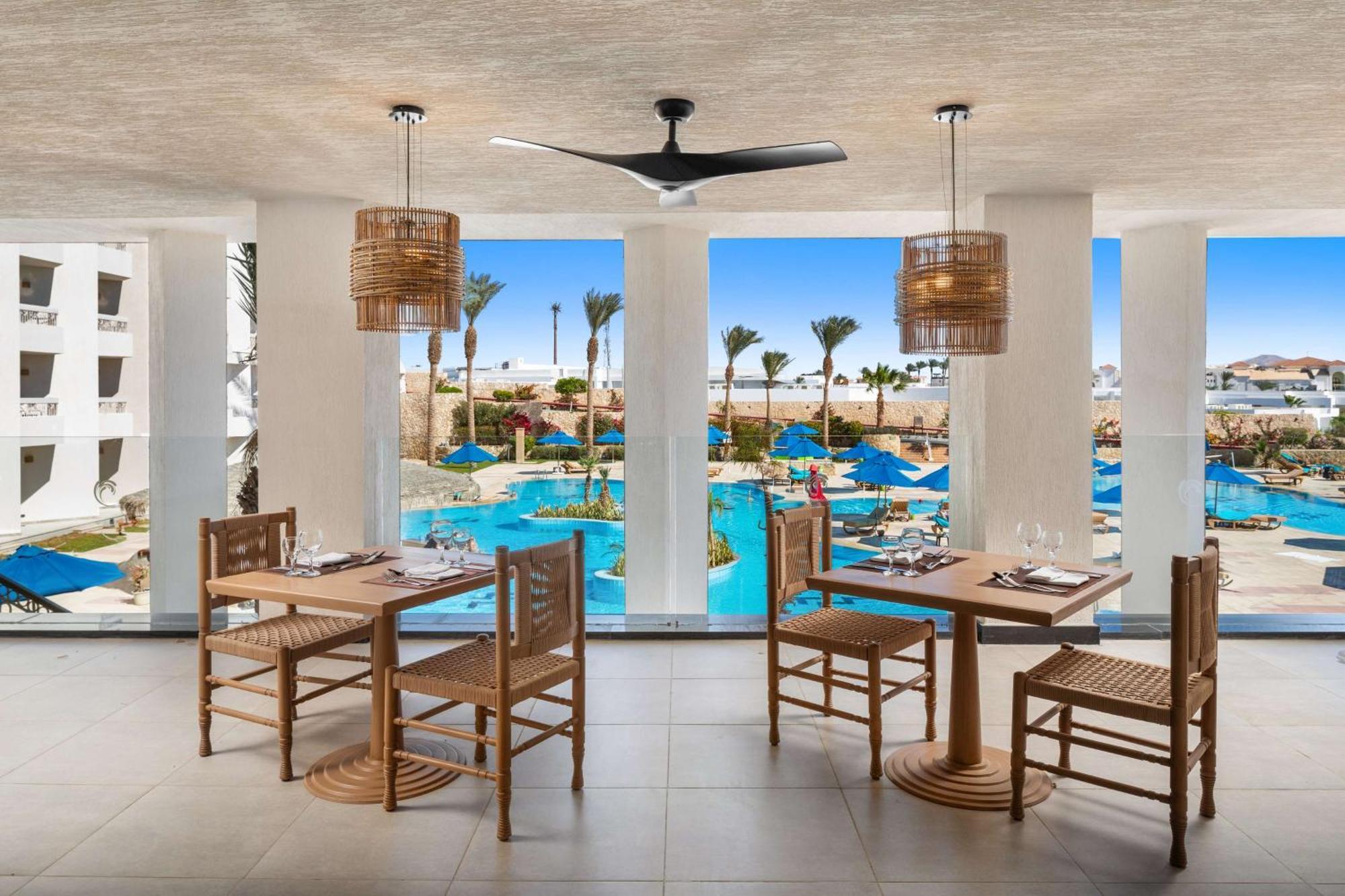 Doubletree By Hilton Sharks Bay Resort 4*