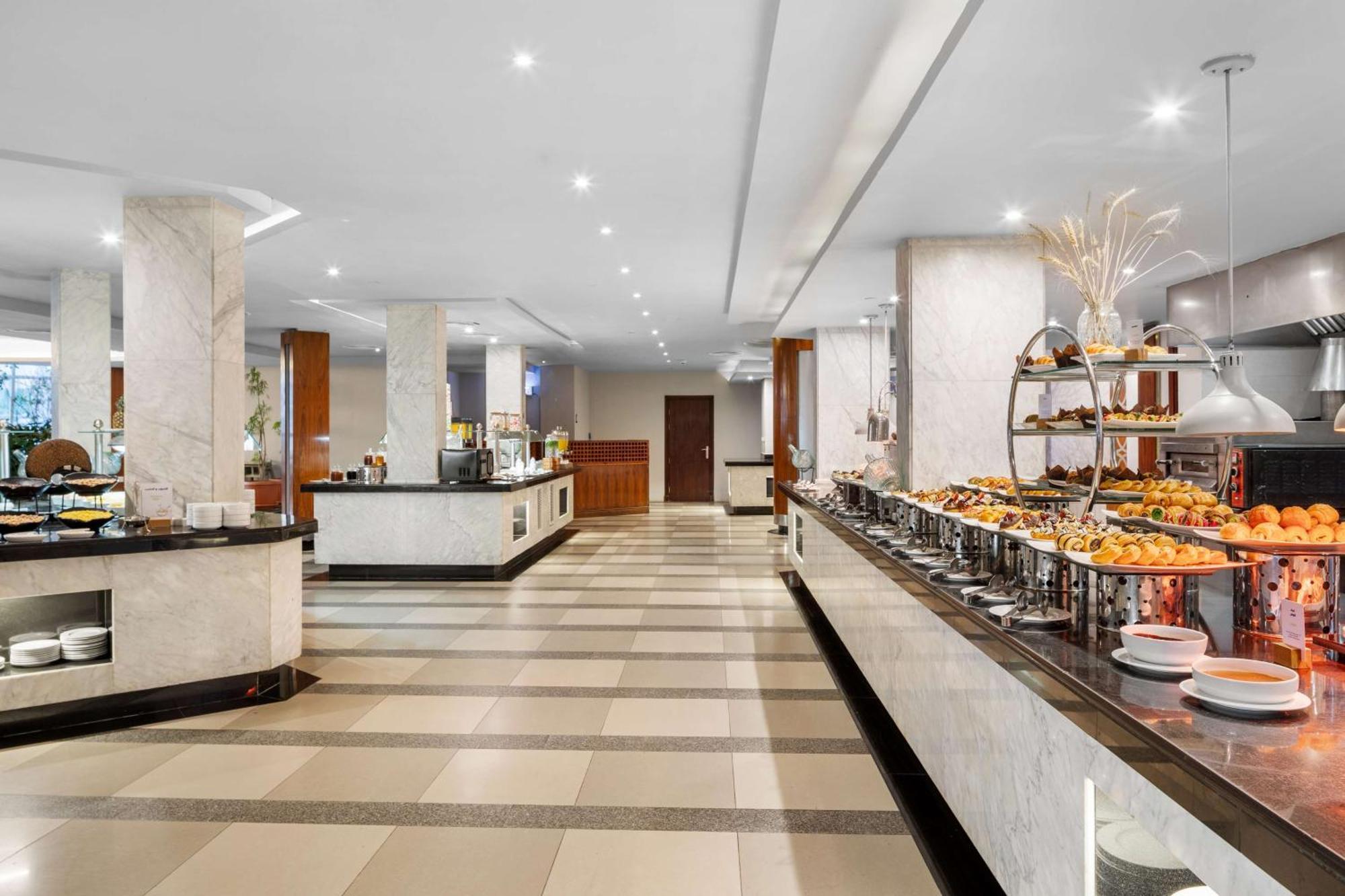 Doubletree By Hilton Sharks Bay Resort