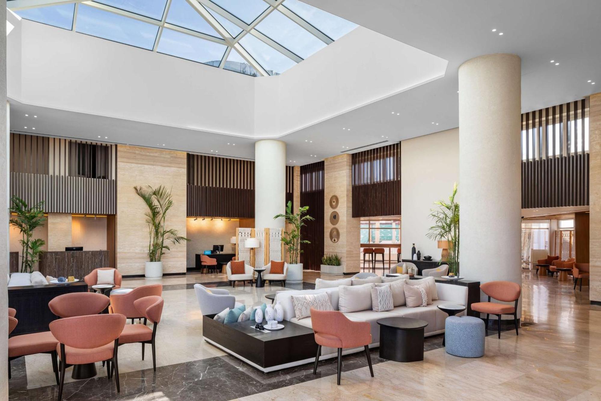 Resort Doubletree By Hilton Sharks Bay 4*