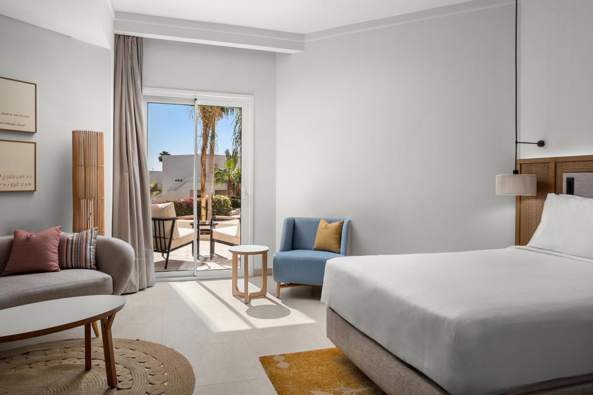Resort Doubletree By Hilton Sharks Bay 4*